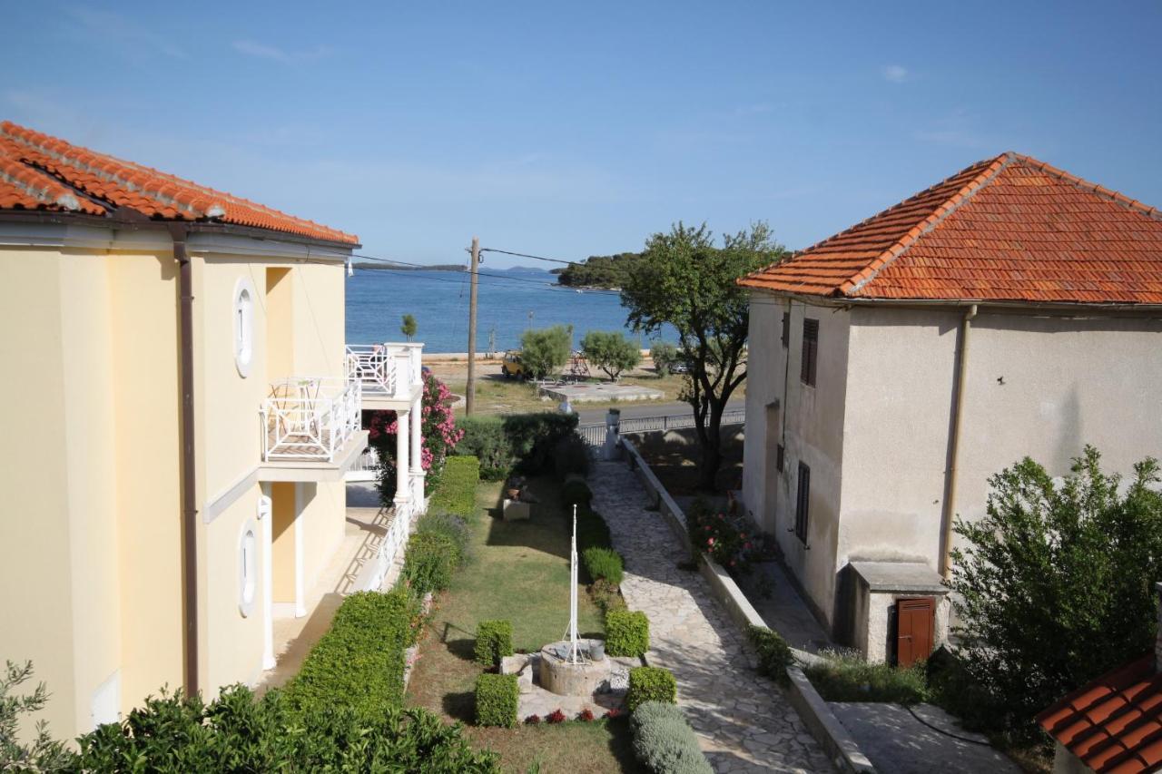 Rooms By The Sea Pasman - 8223 Exterior photo