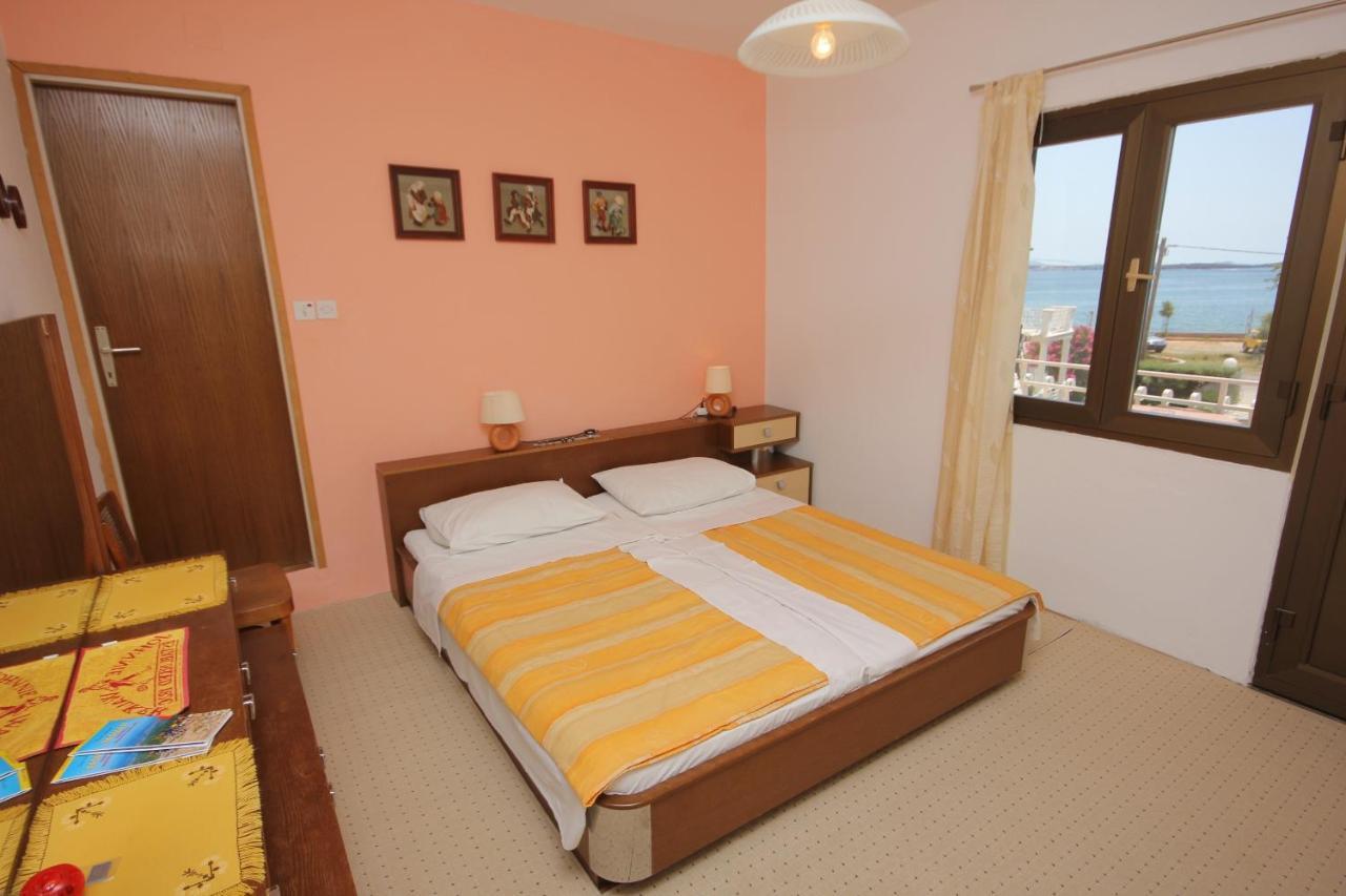 Rooms By The Sea Pasman - 8223 Exterior photo