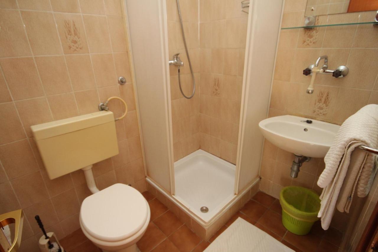 Rooms By The Sea Pasman - 8223 Exterior photo